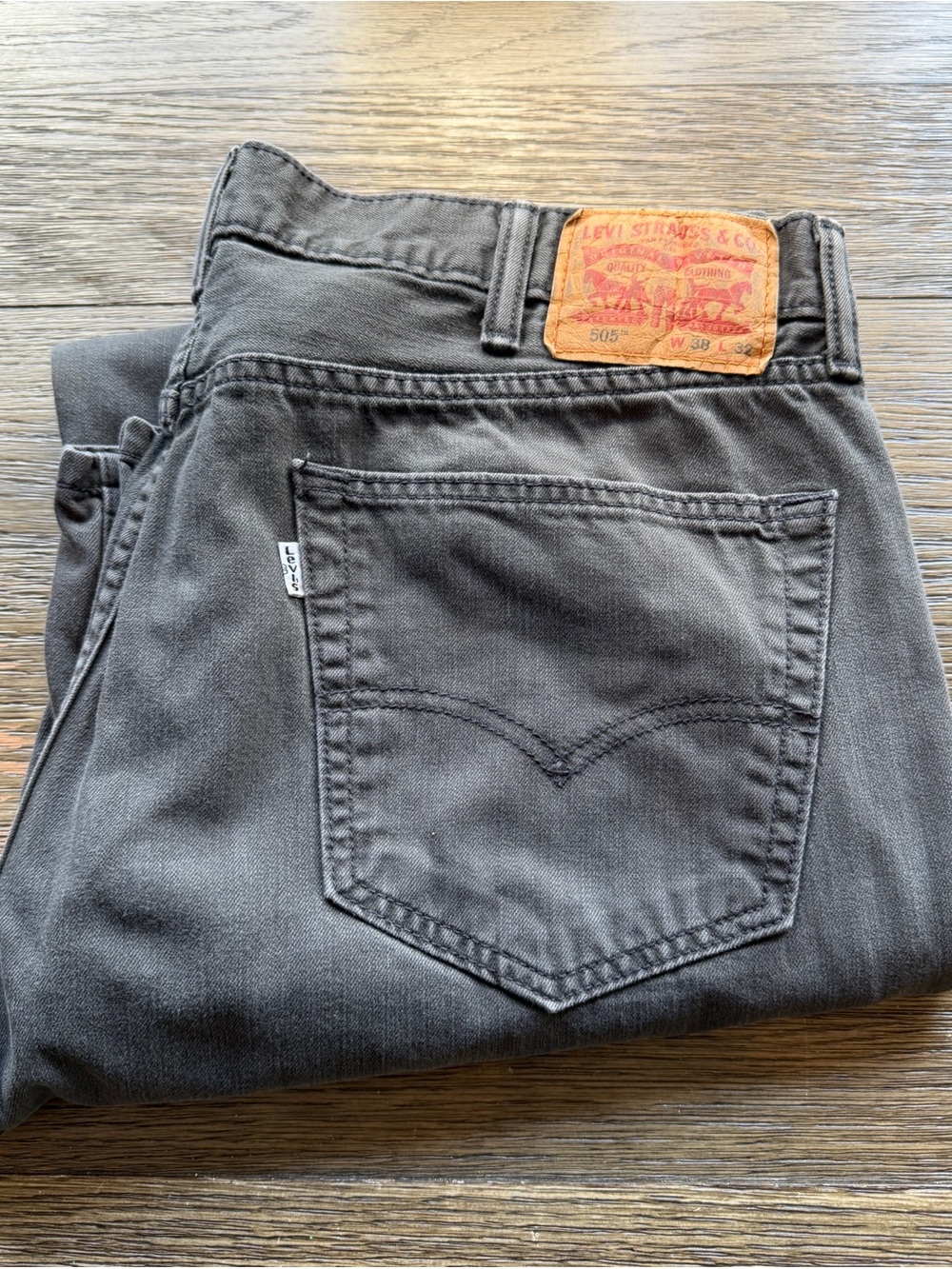 Levi's Men's Charcoal Slim Straight Jeans